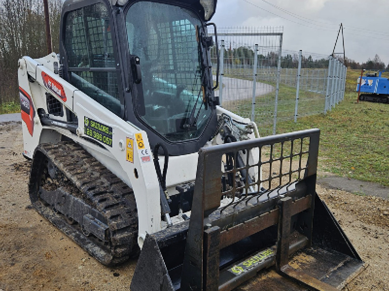 Iekravejs-Bobcat-T450